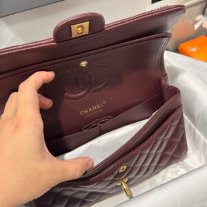 Tui Xach Nu Chanel Classic Mau Do Man Khoa Vang Like Auth 25cm 9.jpg