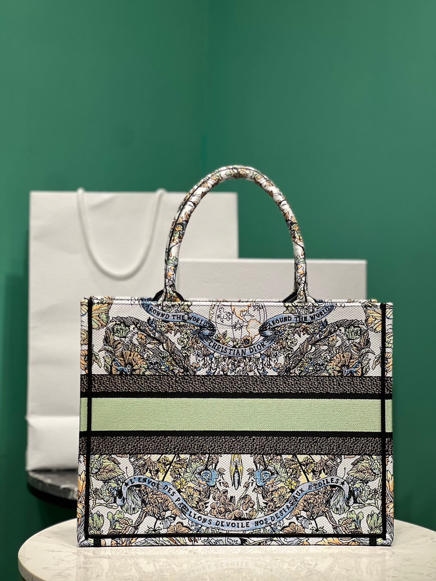 Tui Xach Nu Dior Book Tote Sieu Cap Chat Vai Theu Size 36cm 6.jpg