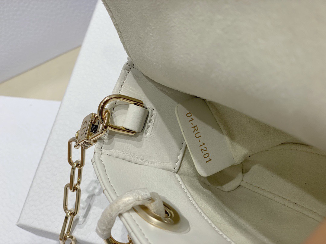Tui Xach Nu Hang Hieu Dior D Joy Mini Bag Mau Trang Sieu Cap 16.5x6x10 12.jpg