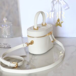 Tui Xach Nu Mau Trang Dior Travel Sieu Cap 4.jpg