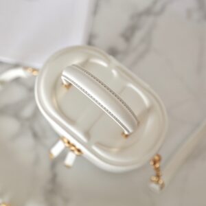 Tui Xach Nu Mau Trang Dior Travel Sieu Cap 7.jpg
