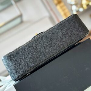 Tui Xach Sieu Cap Chanel Classic Mau Den Khoa Vang 23cm 6.jpg