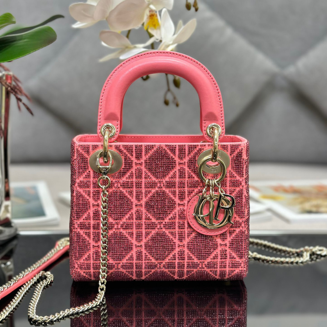 Untitled design 2025 05 29T191045.747.png